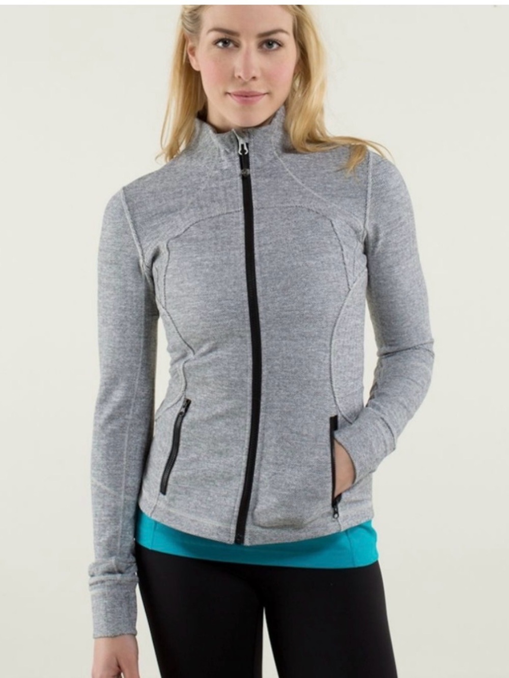 lululemon athletica Herringbone Heather Gray Full-Zip Forme Define jacket